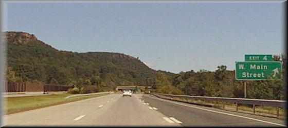 digital photo of exit 4, I-691 East